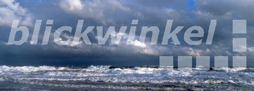 stuermisches Mittelmeer, Frankreich, Provence<BR>stormy Mediterranean Sea, France, Provence - M. Woike stuermisches Mittelmeer, Frankreich, Provence<BR>stormy Mediterranean Sea, France, Provence - M. Woike