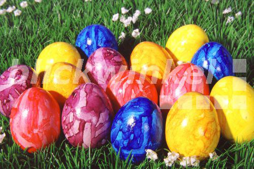 blickwinkel Bunt bemalte Ostereier multicoloured blickwinkel Bunt bemalte Ostereier multicoloured