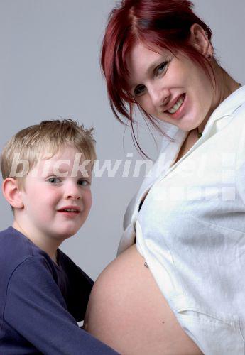 Mutter vermutet jugendlich tochter aus 45