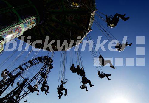 blickwinkel - Karussell auf dem Wiener Prater, Oesterreich, Wien ...