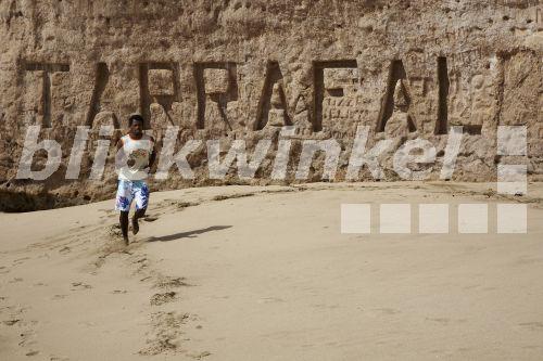 blickwinkel - Jogger am Strand, Kap Verde, Kapverden, Cabo ...